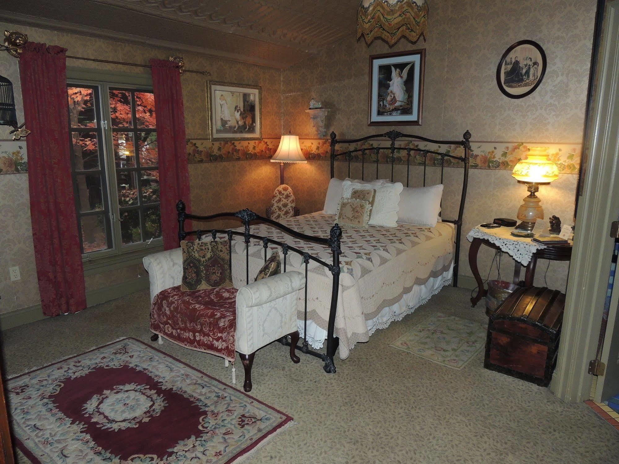 Farnsworth House Inn Gettysburg Bagian luar foto
